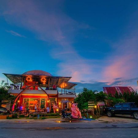 Fullhouse Resort Mae Suai Extérieur photo