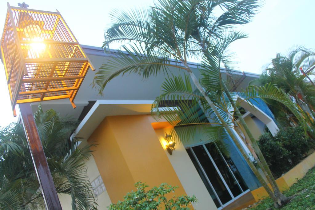 Fullhouse Resort Mae Suai Chambre photo